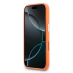 Lacoste 17 Pro Backcover hoesje - MagSafe - Metal Edges And Logo - Oranje - Afbeelding 5